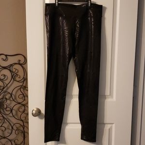 Black Fabletics Fashion Stretch Pant